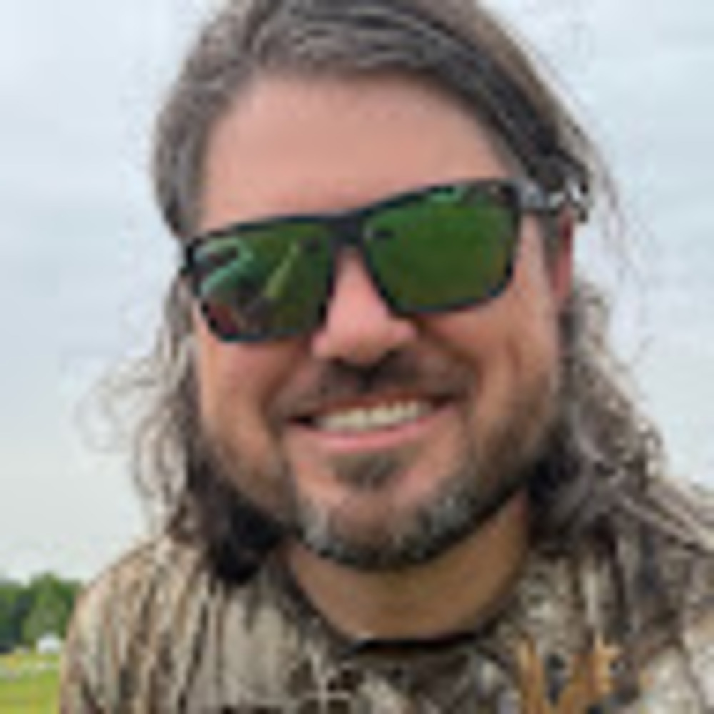 Meet your Posher, Dustin